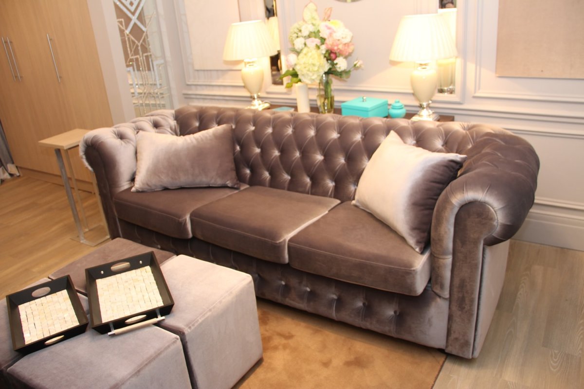 Перетянуть угловой экокожей