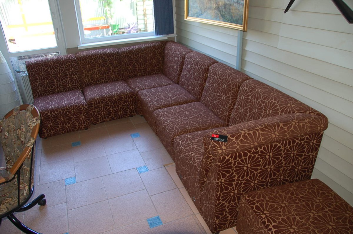 Обивка углового дивана