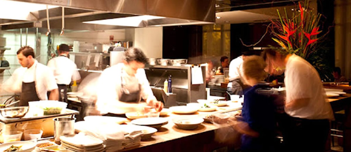 Ресторан с открытой кухней