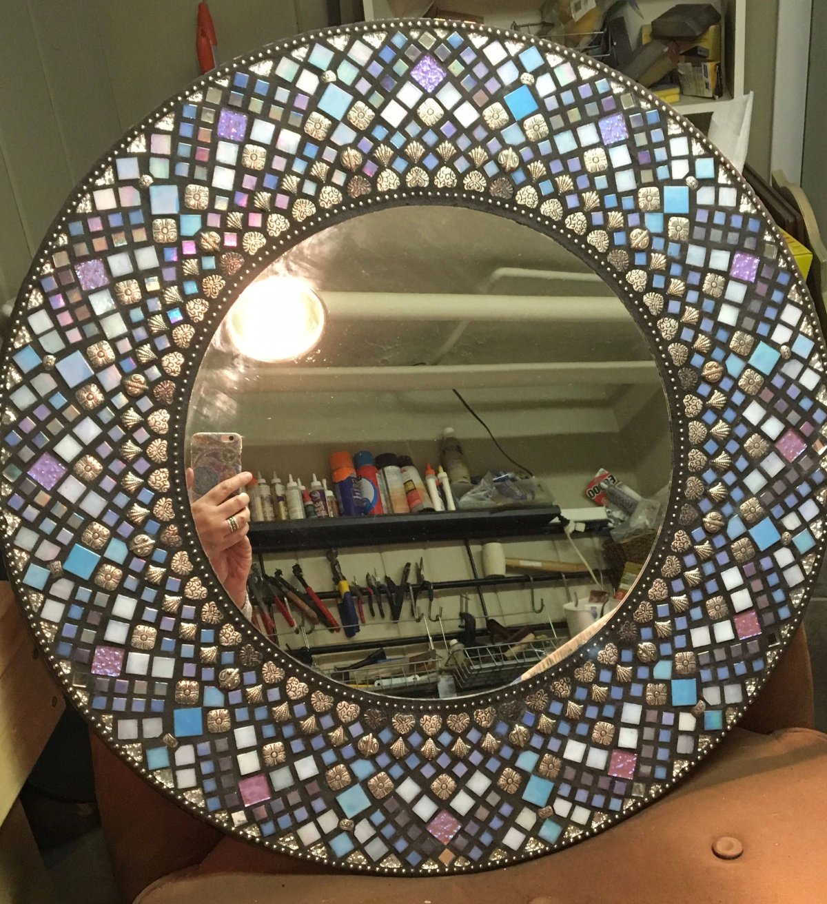 Украшение для круглого зеркала