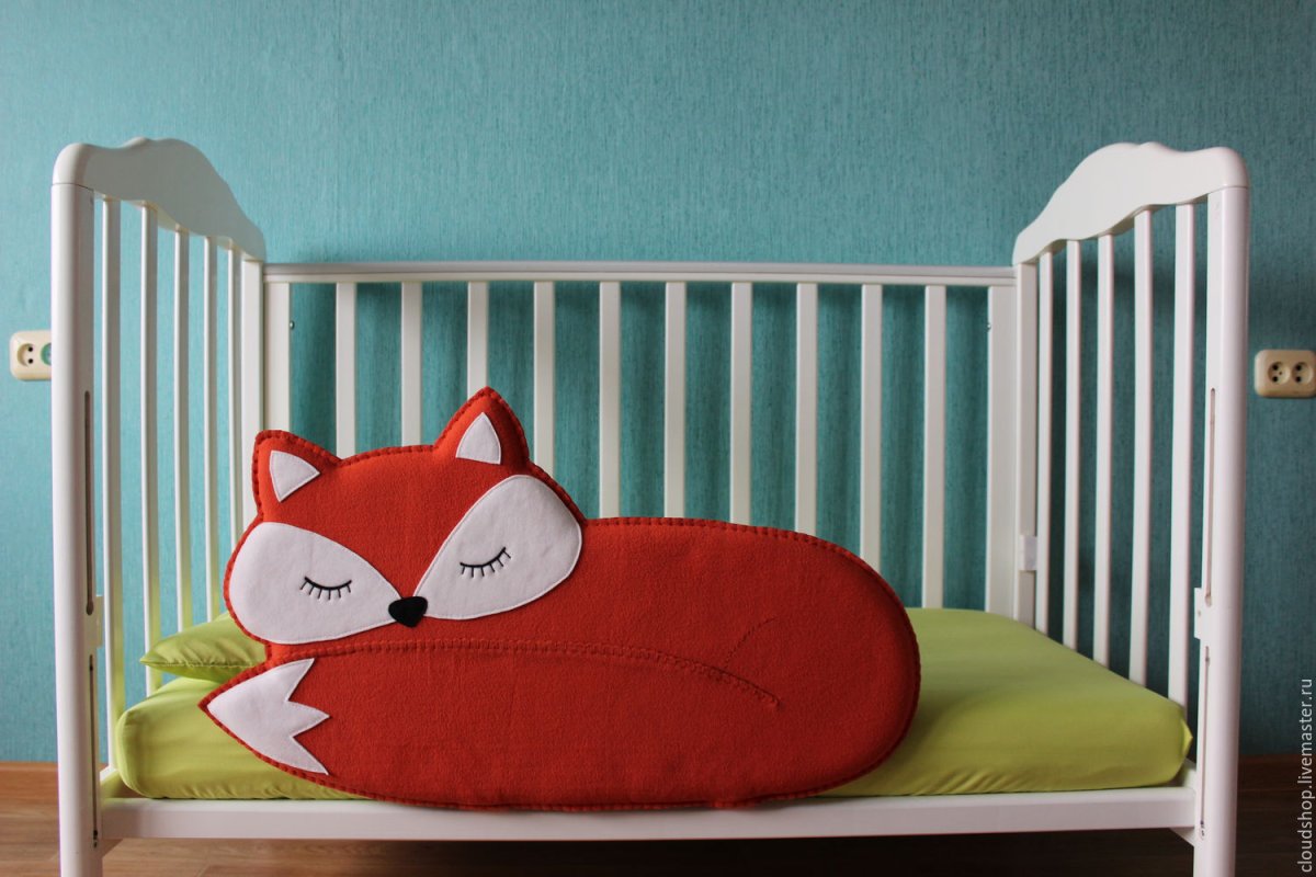 Кровать без бортиков для матраса