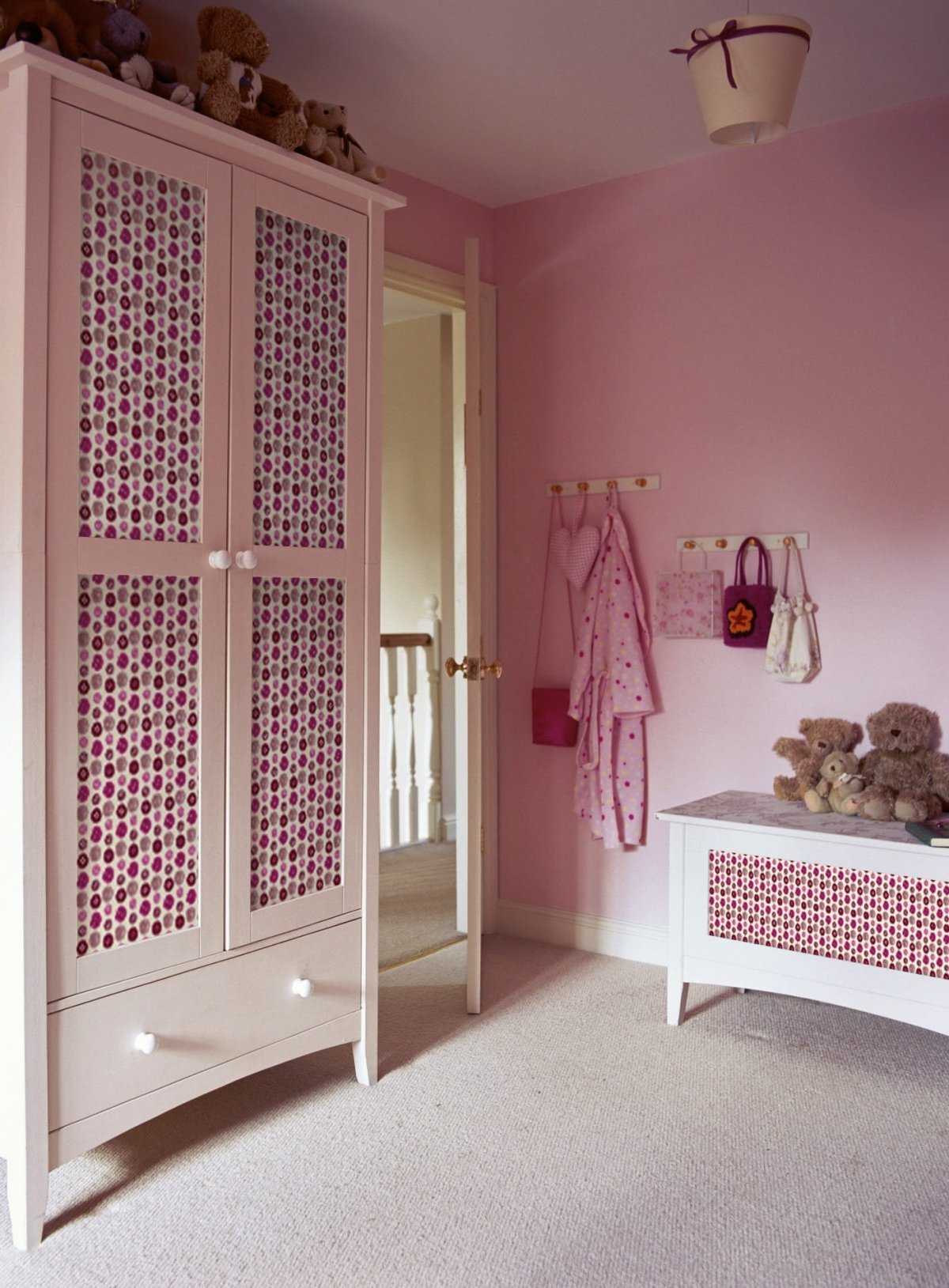 Декор старого шифоньера