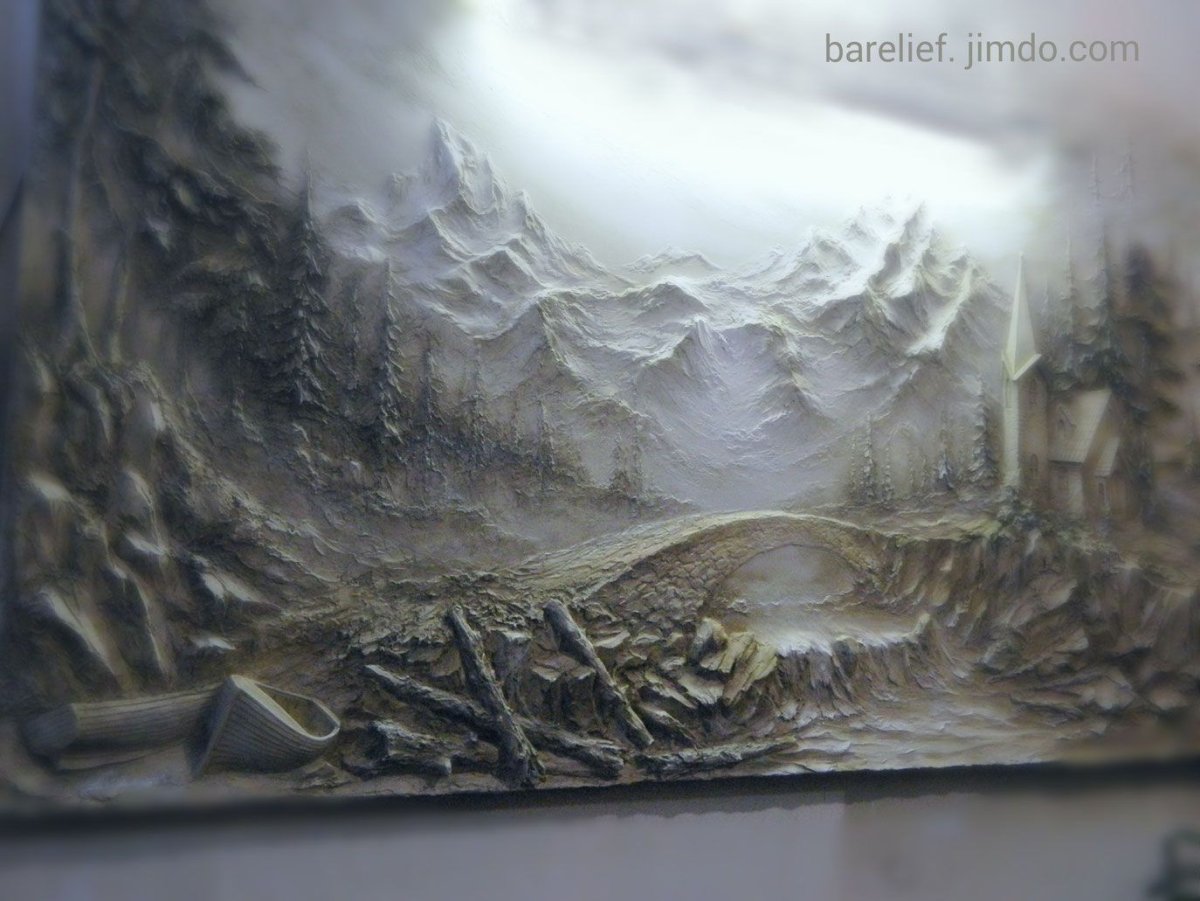 Александр Плющев картины барельефные