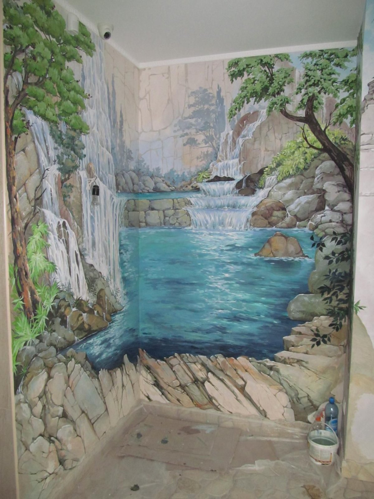 Барельеф водопад