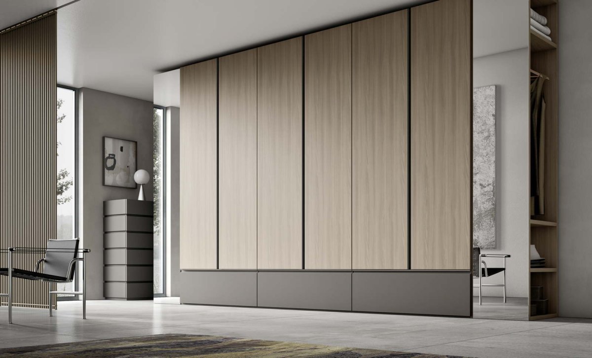 Двери до потолка