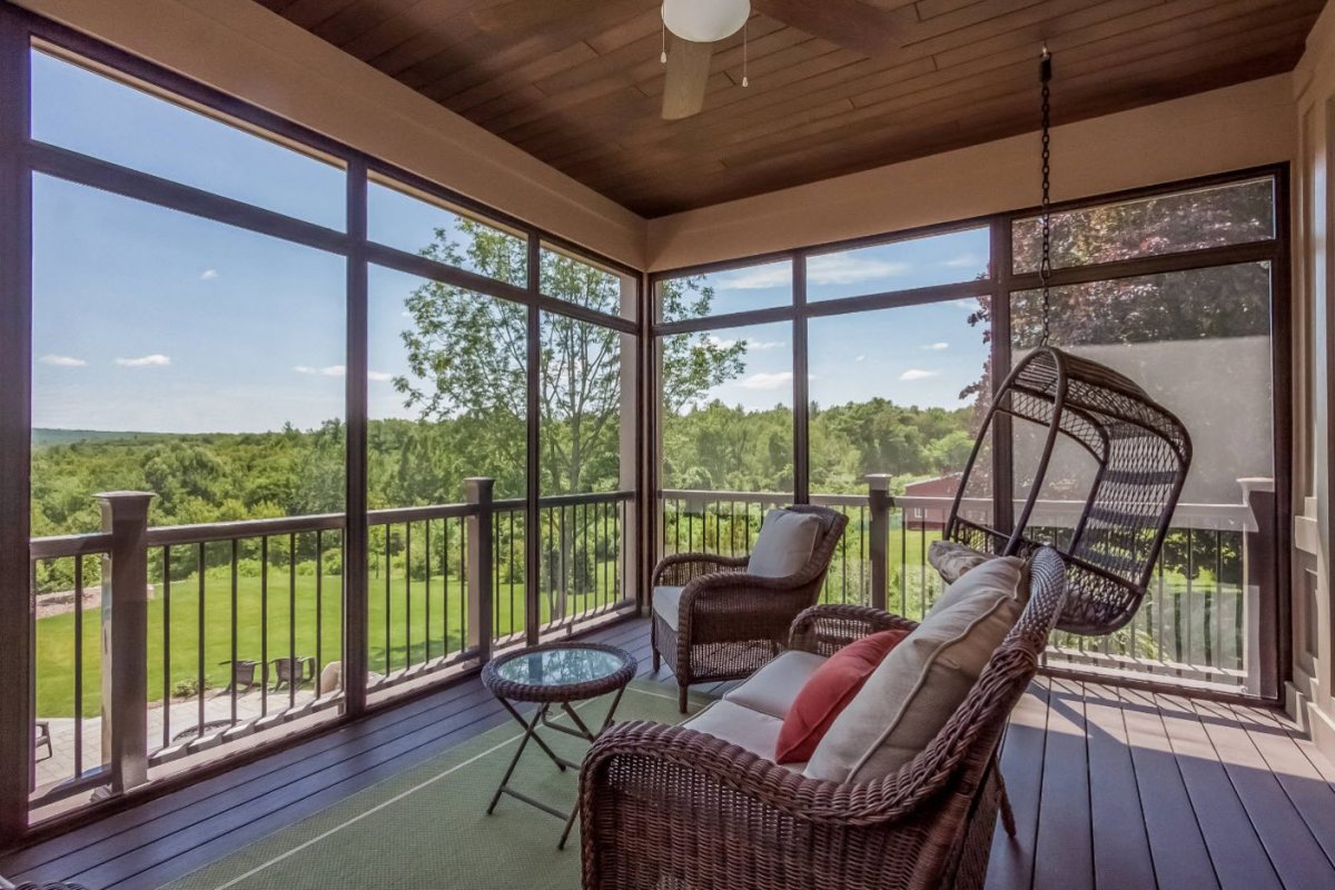 Мансарда с панорамными окнами