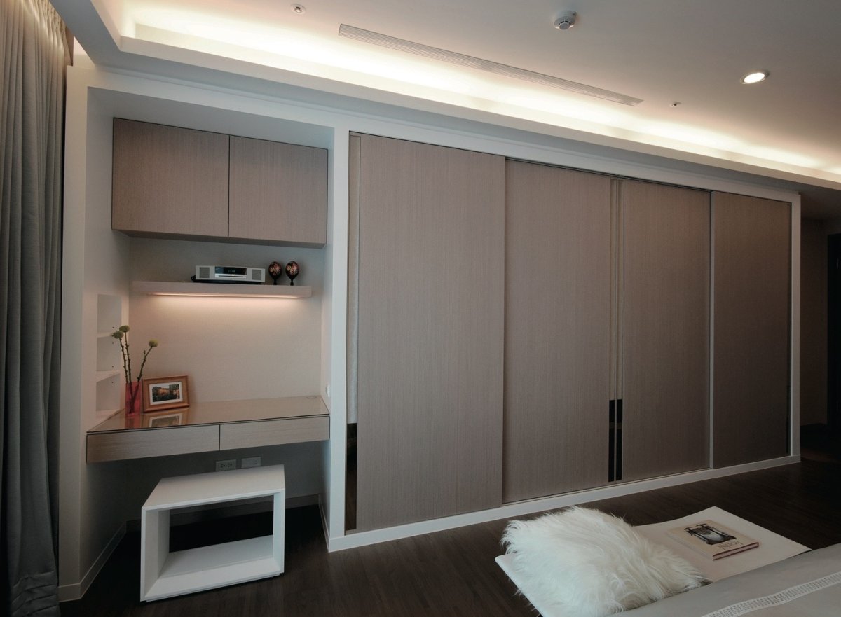 Встроенный шкаф купе из гипсокартона