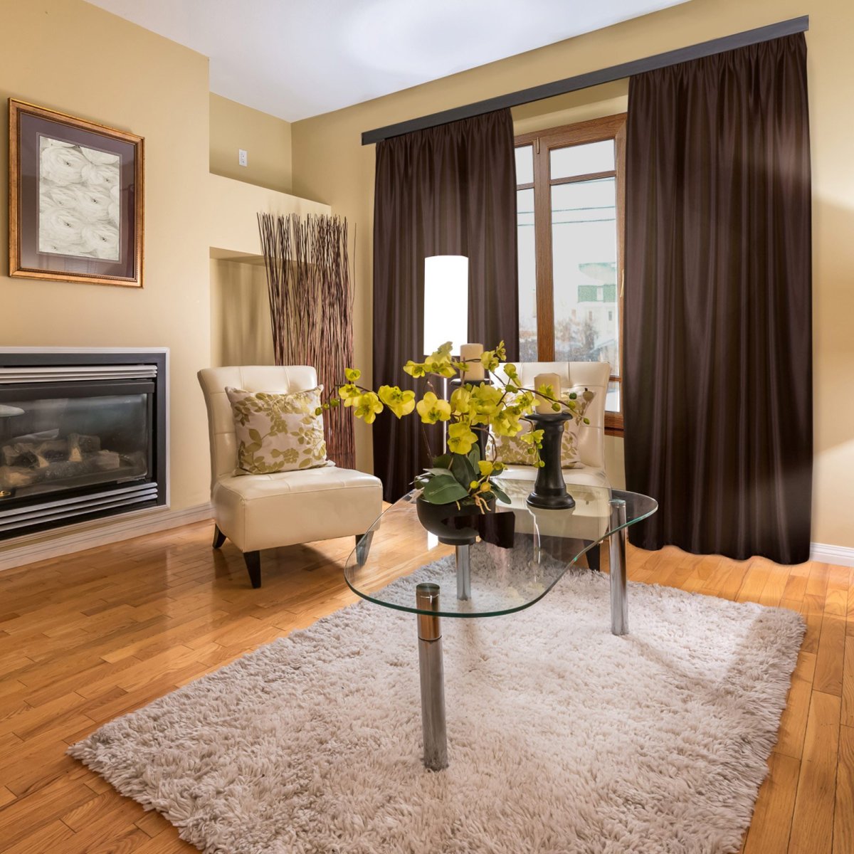 Светло коричневая мебель