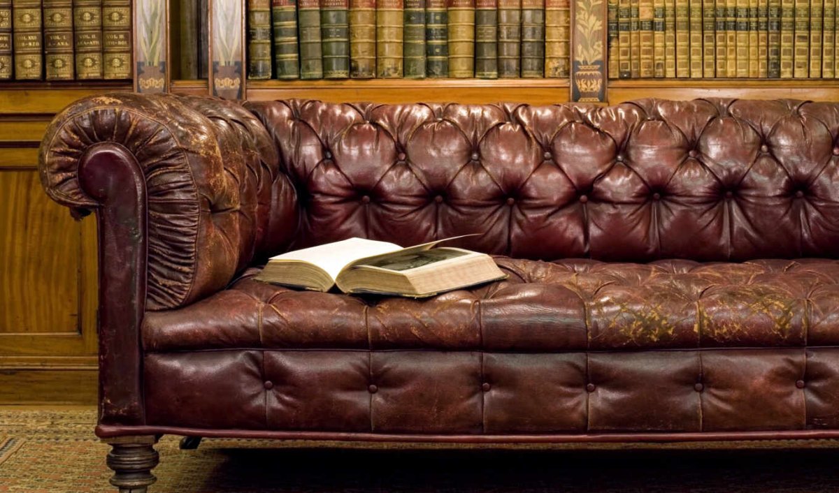 Пуфик из телячьей шкуры