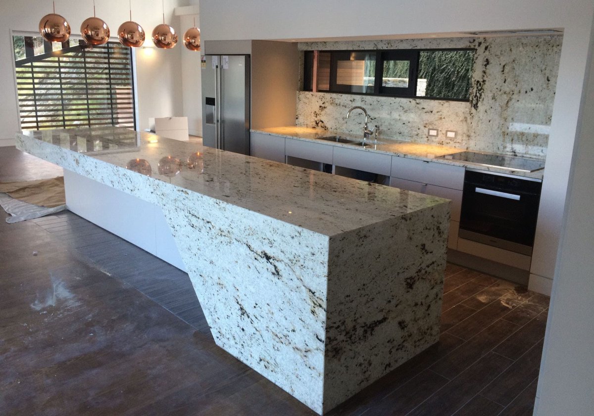 Мрамор Калакатта столешница