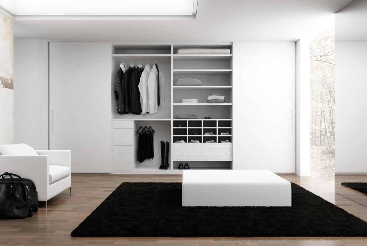 Шкаф купе в минималистическом стиле
