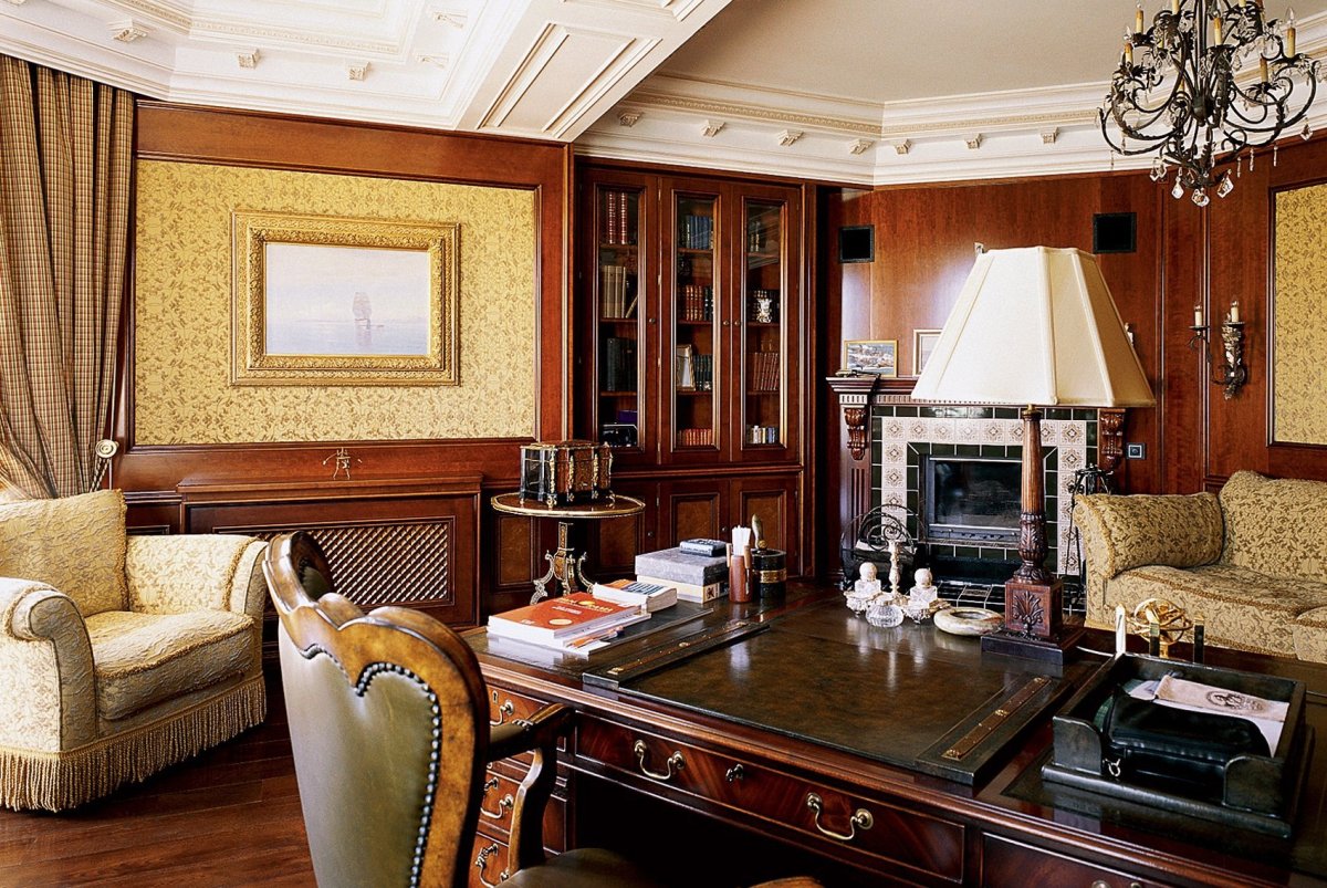 Отделка кабинета натуральным деревом