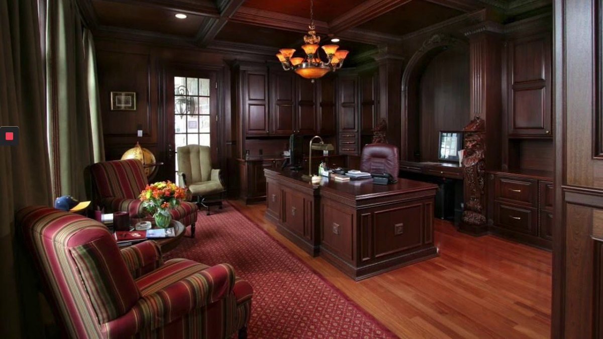 Кабинет виллы