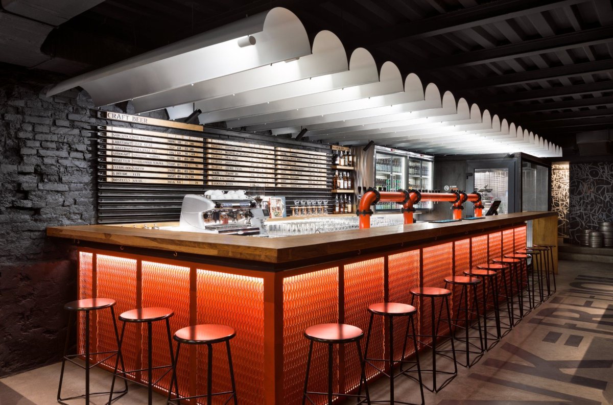 Барная стойка интерьер кафе