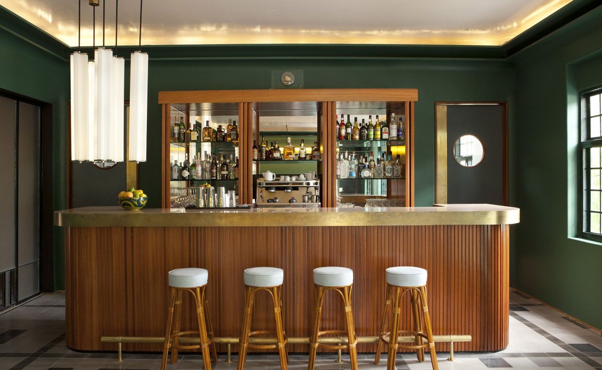 Барная стойка спереди