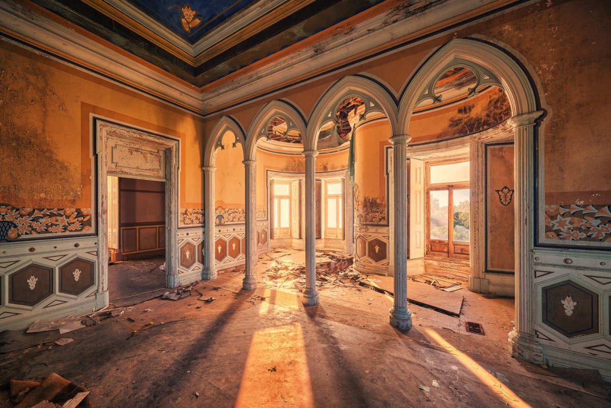 Заброшенный особняк Manor House