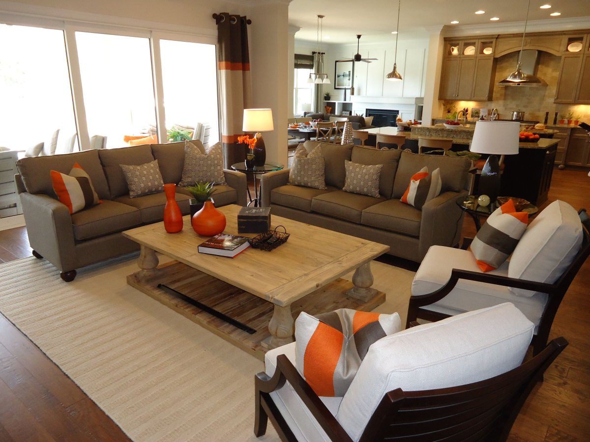 Барная стойка за дивано