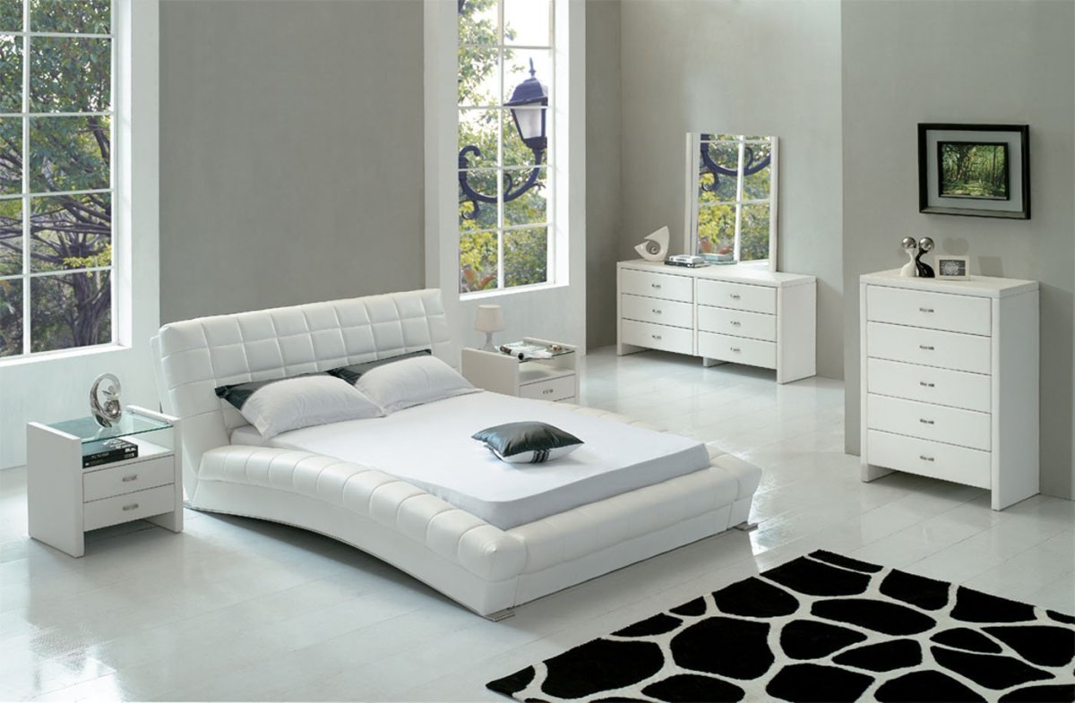 Обои для спальни с белой мебелью