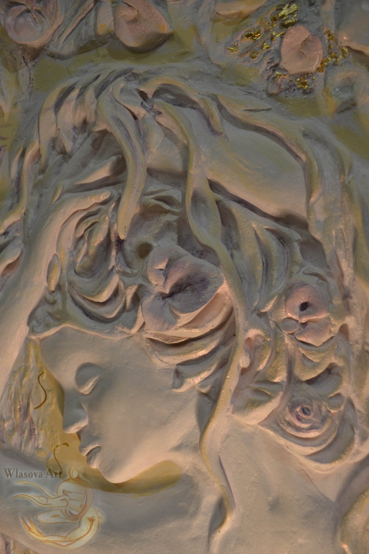 Барельеф Афродита