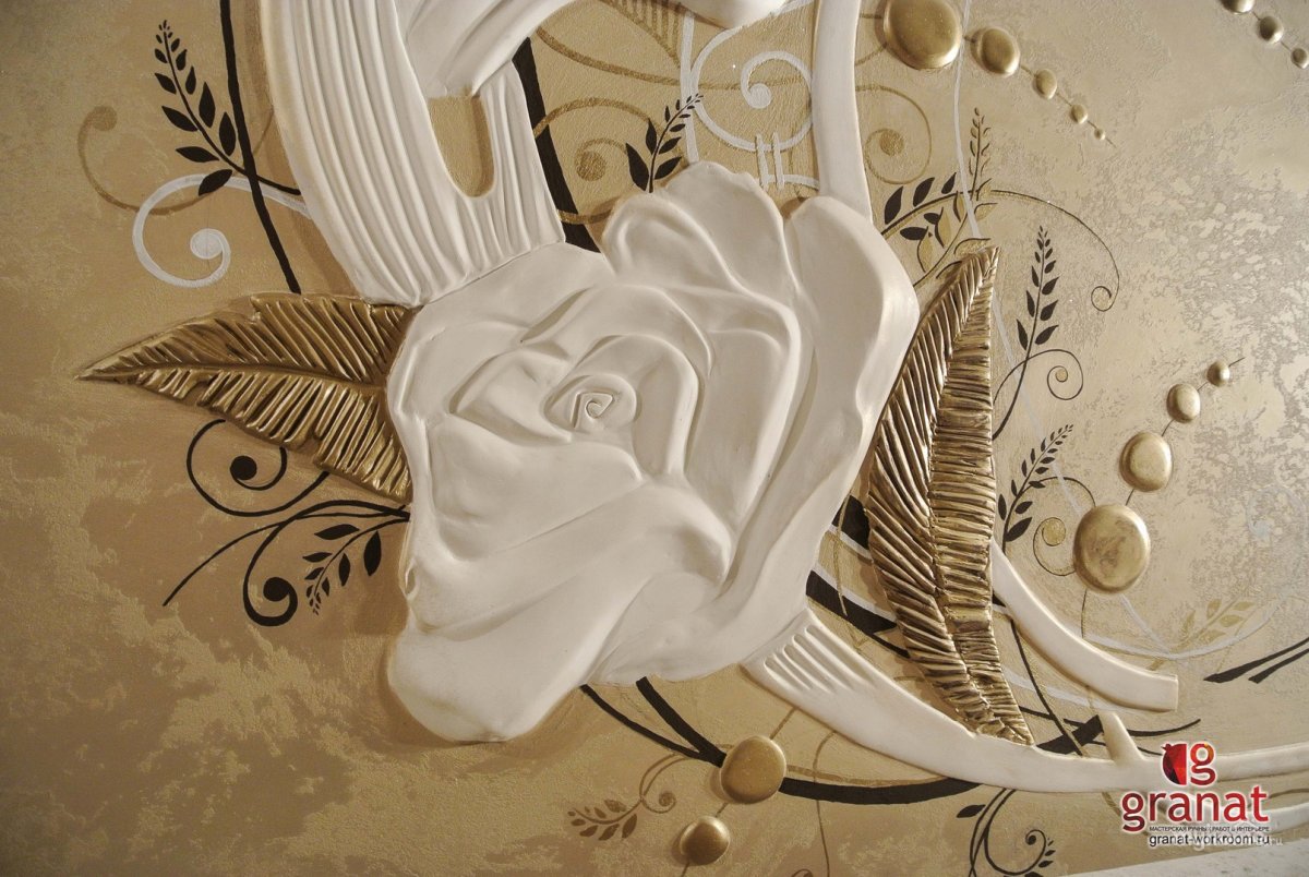 Александр Плющев картины барельефные