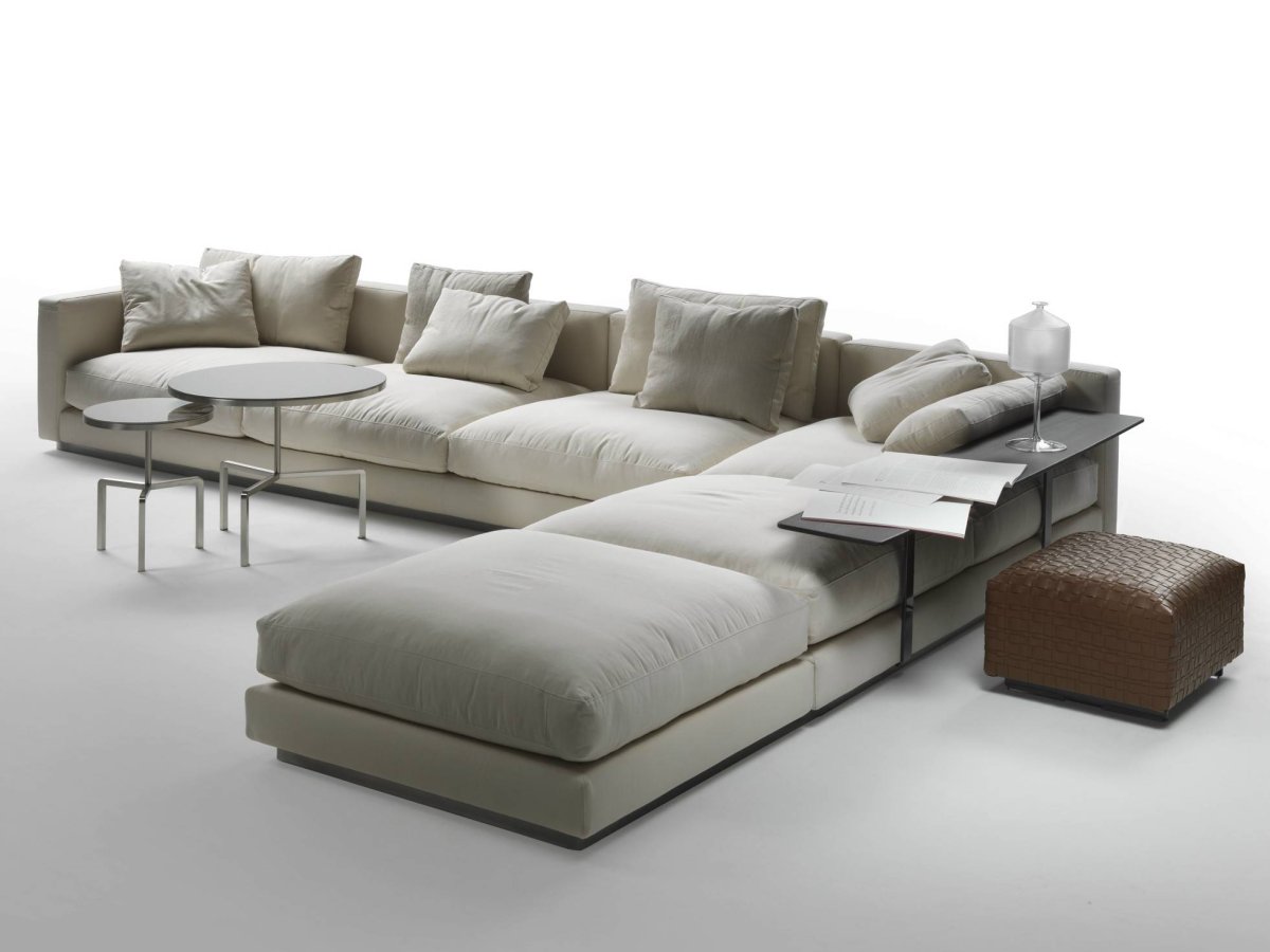 Подиум с выкатной кроватью