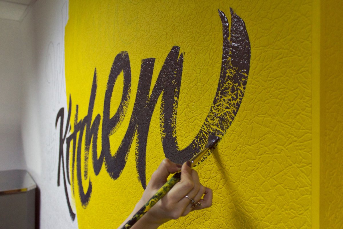 Каллиграфия в интерьере