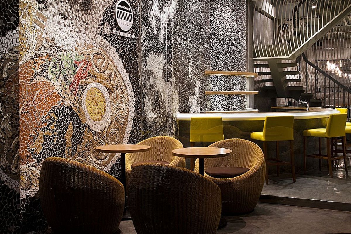 Мозаика в интерьере кафе