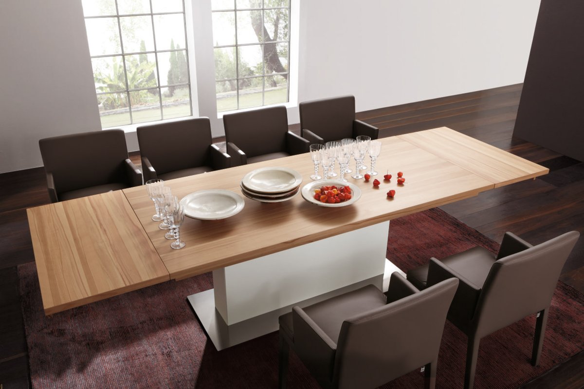 Обеденный стол Barnes Round Dining Table