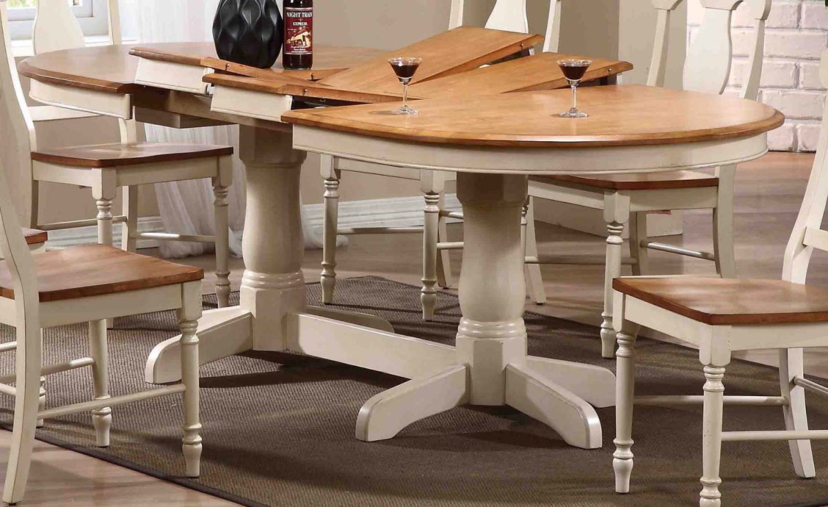 Стол в стиле фармхаус