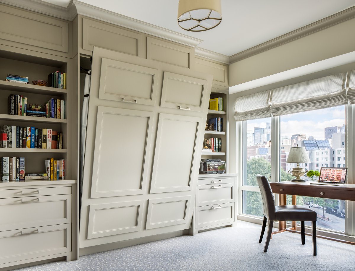 Шкаф кровать в классическом стиле