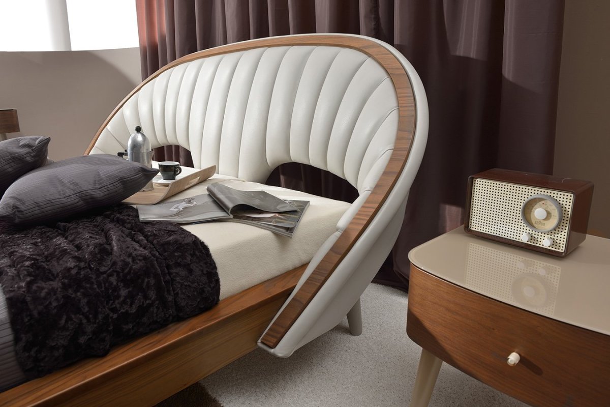 Реечное изголовье кровати