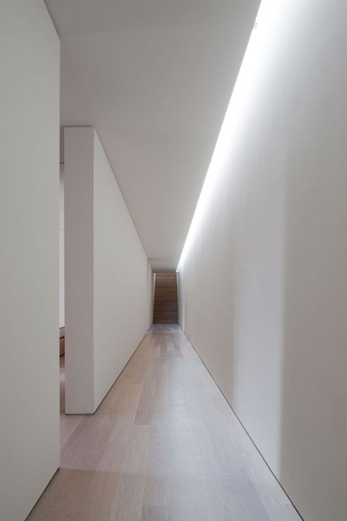 Квартира без плинтусов