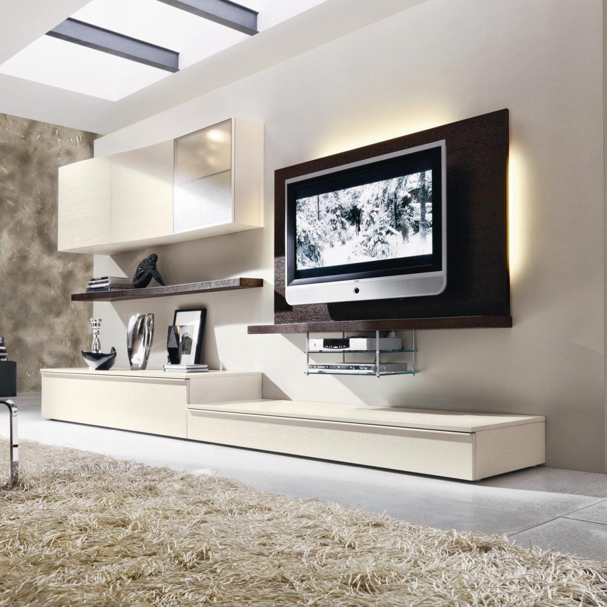 Подвесная стенка для телевизора с полками