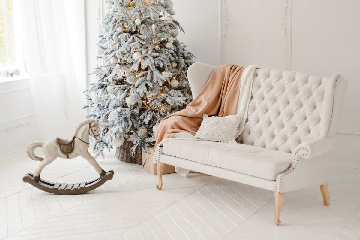 Новогодний диван