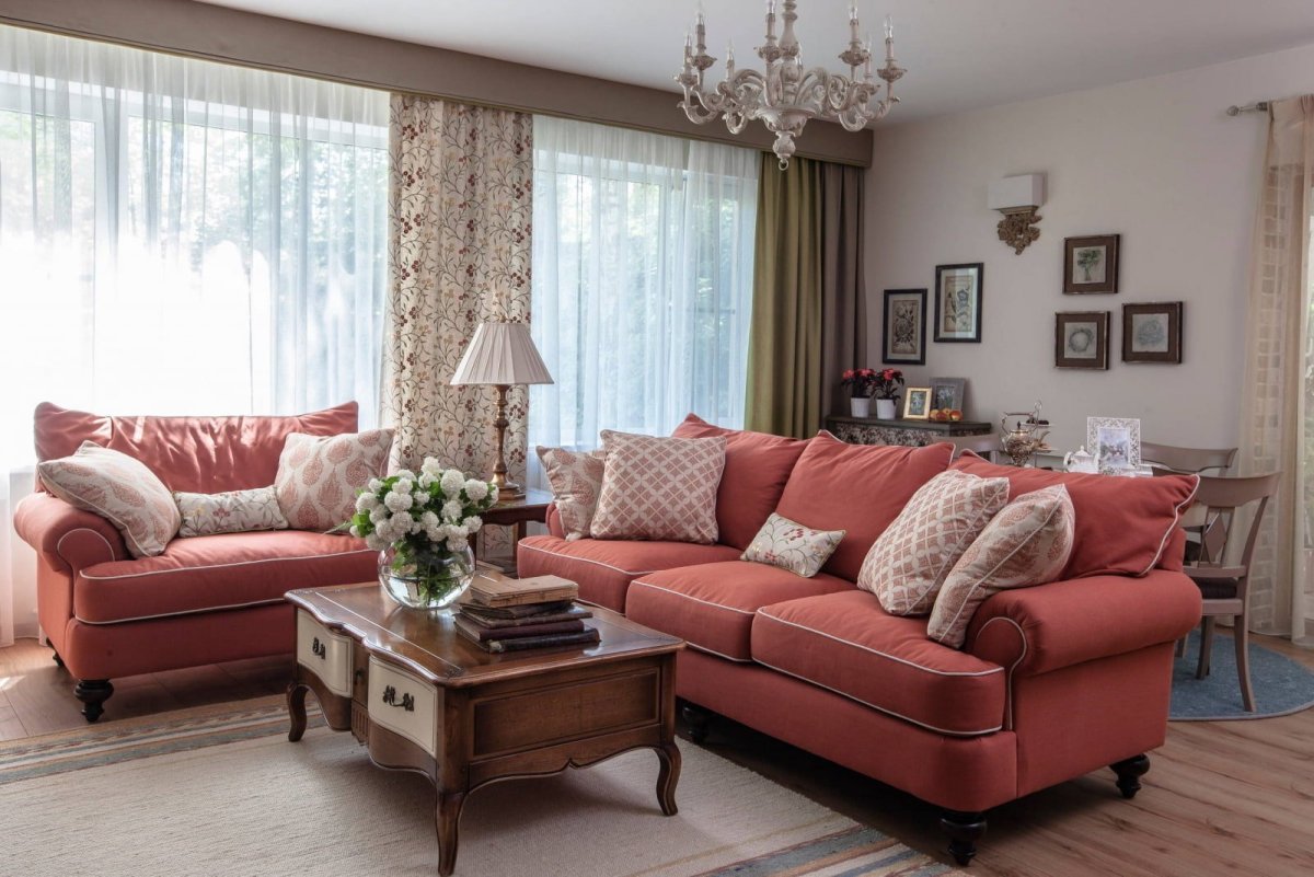 Гостиная в терракотовых тонах