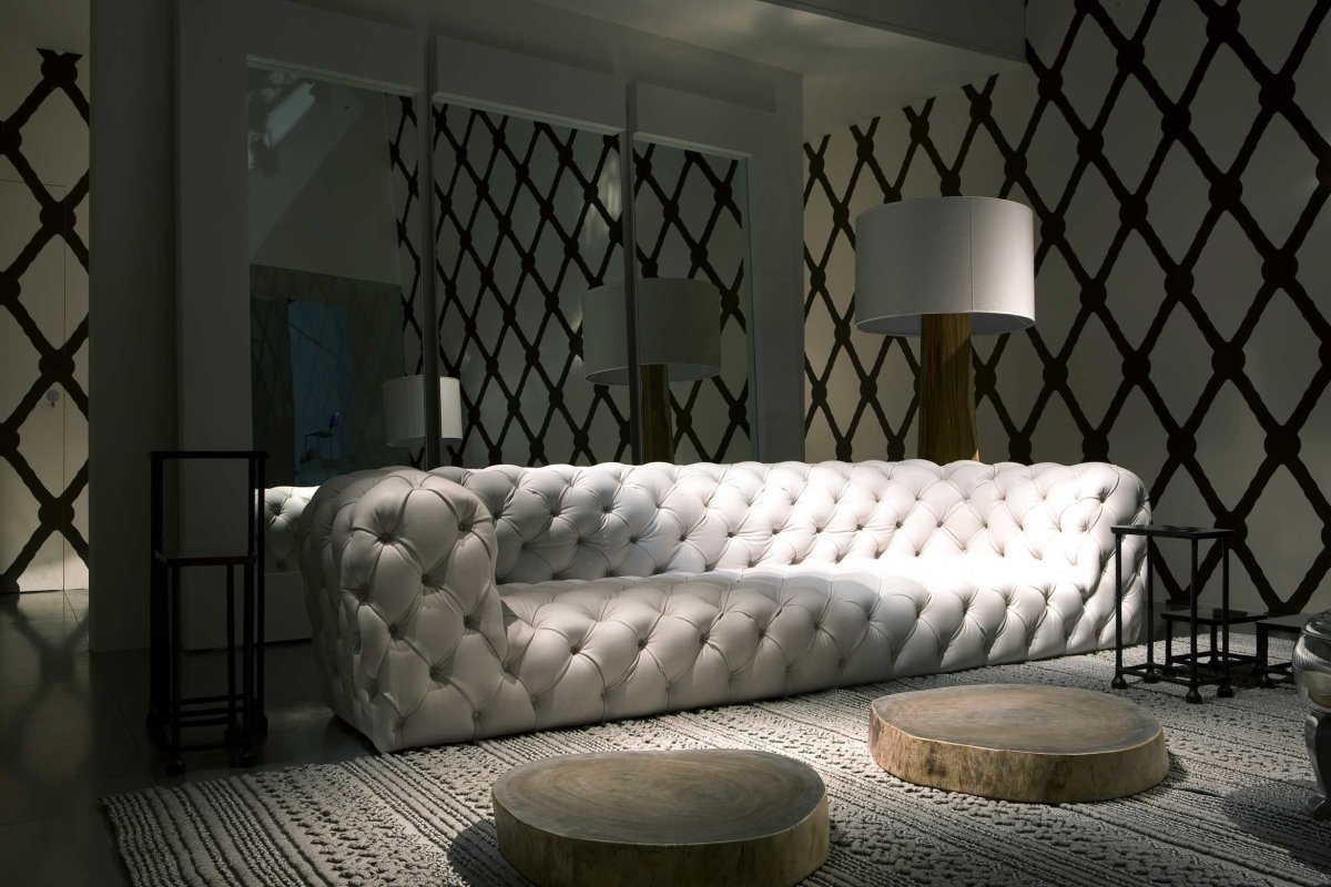 Каретная стяжка капитоне