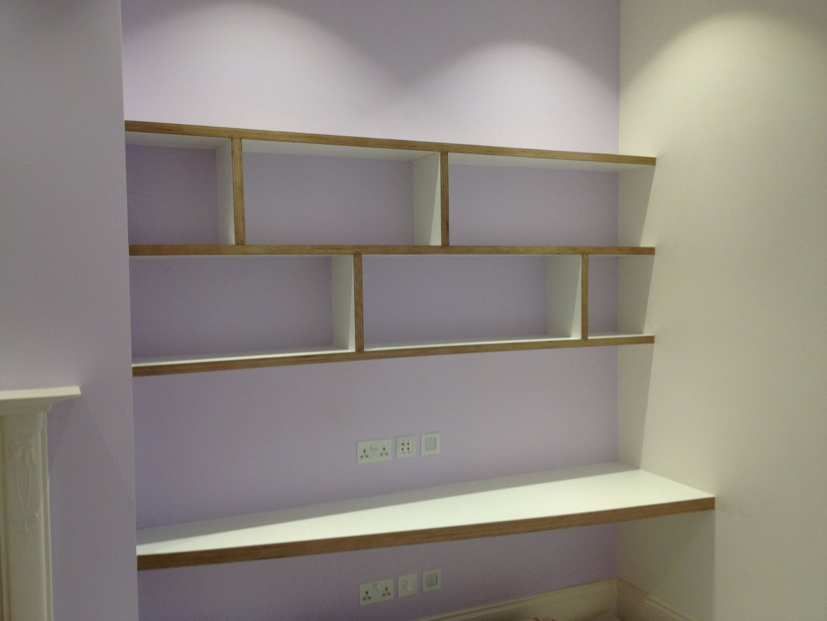 Полки в нишу офисные