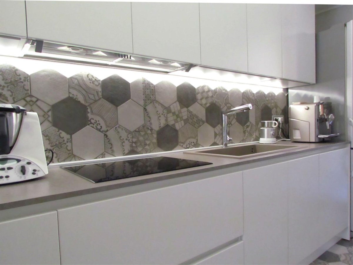 Зеркальный фартук Гексагон