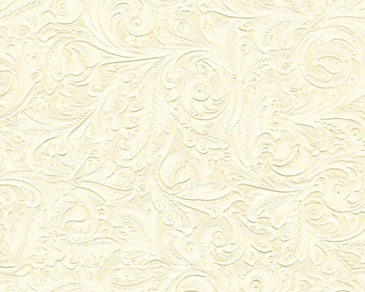 Цвет слоновой кости,белый и молочный