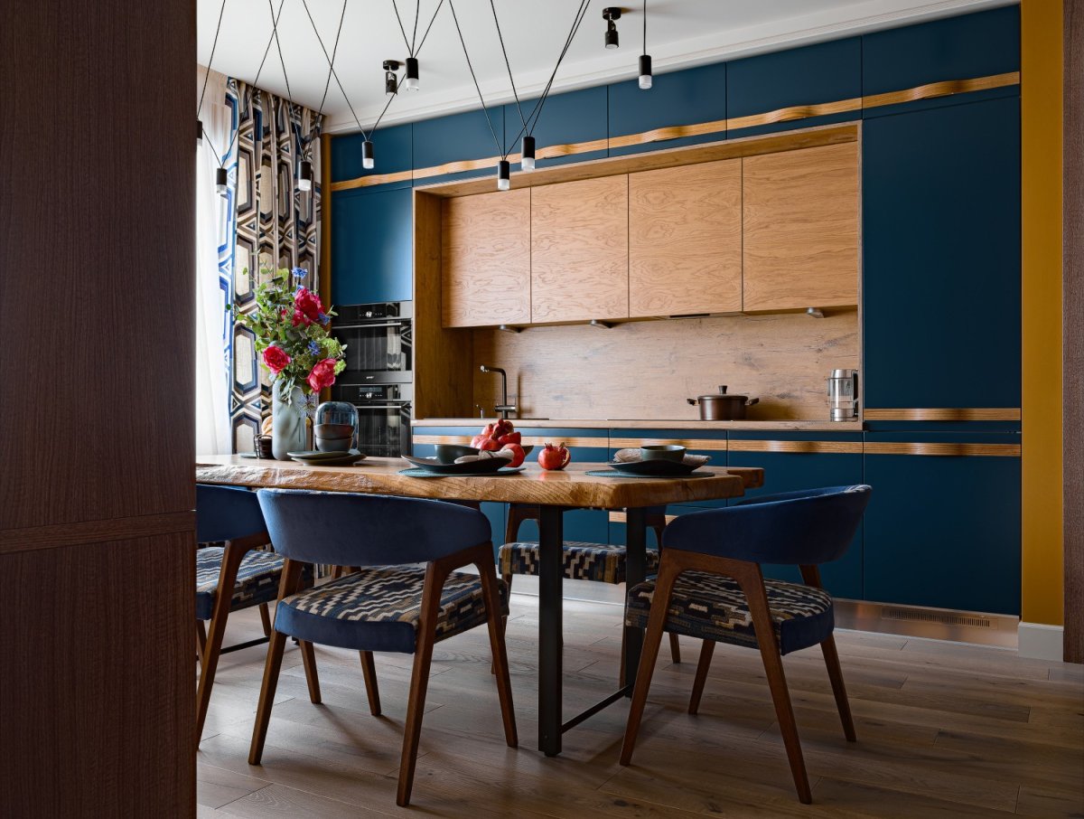 Кухня в коричневом цвете