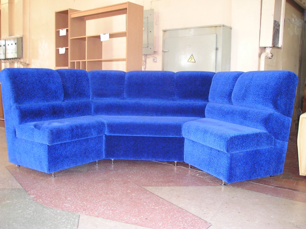 Диван угловой закругленный