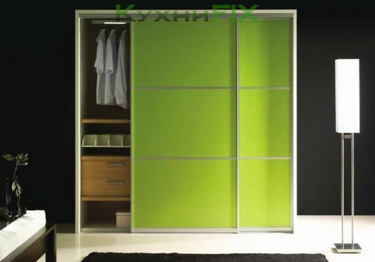 Шкаф зеленого цвета