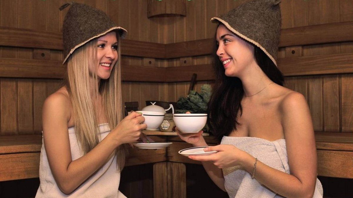 Загородный домик с баней интерьер