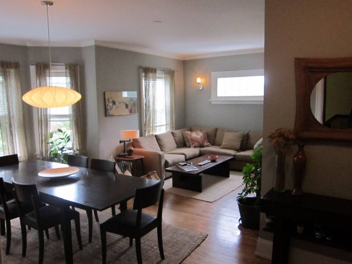 Гостиная с обеденной зоной