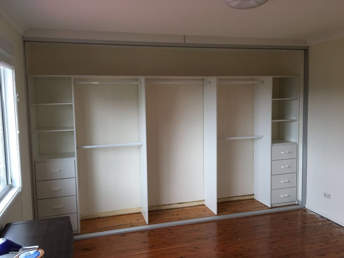 Декоративная полка из гипсокартона