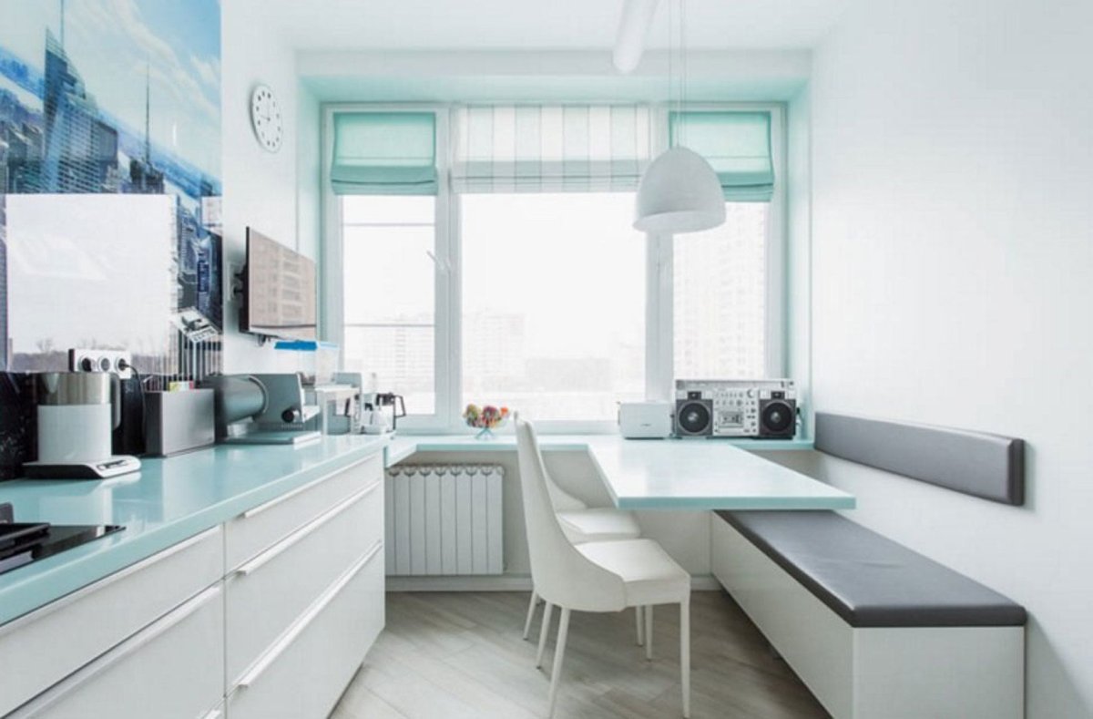 Длинный стол