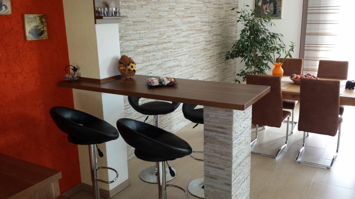 Дизайнерский письменный стол