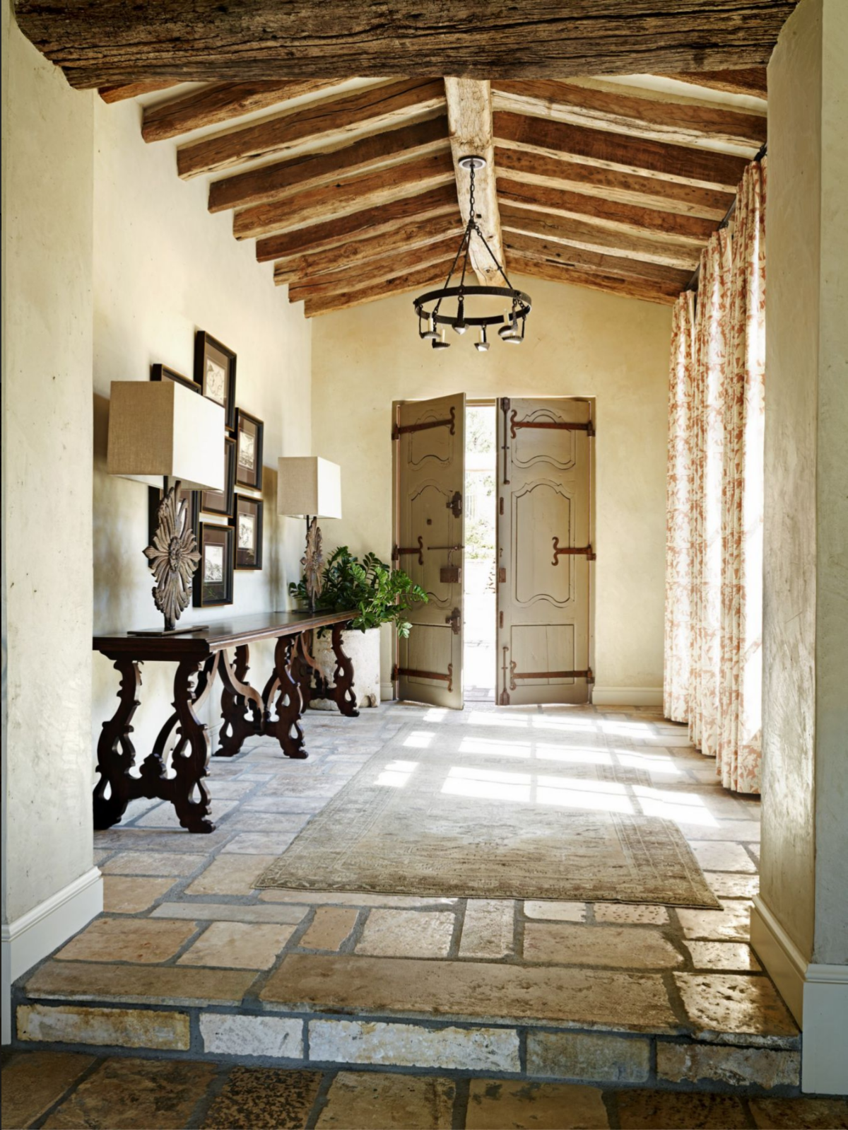 Интерьер Мазанка Испания