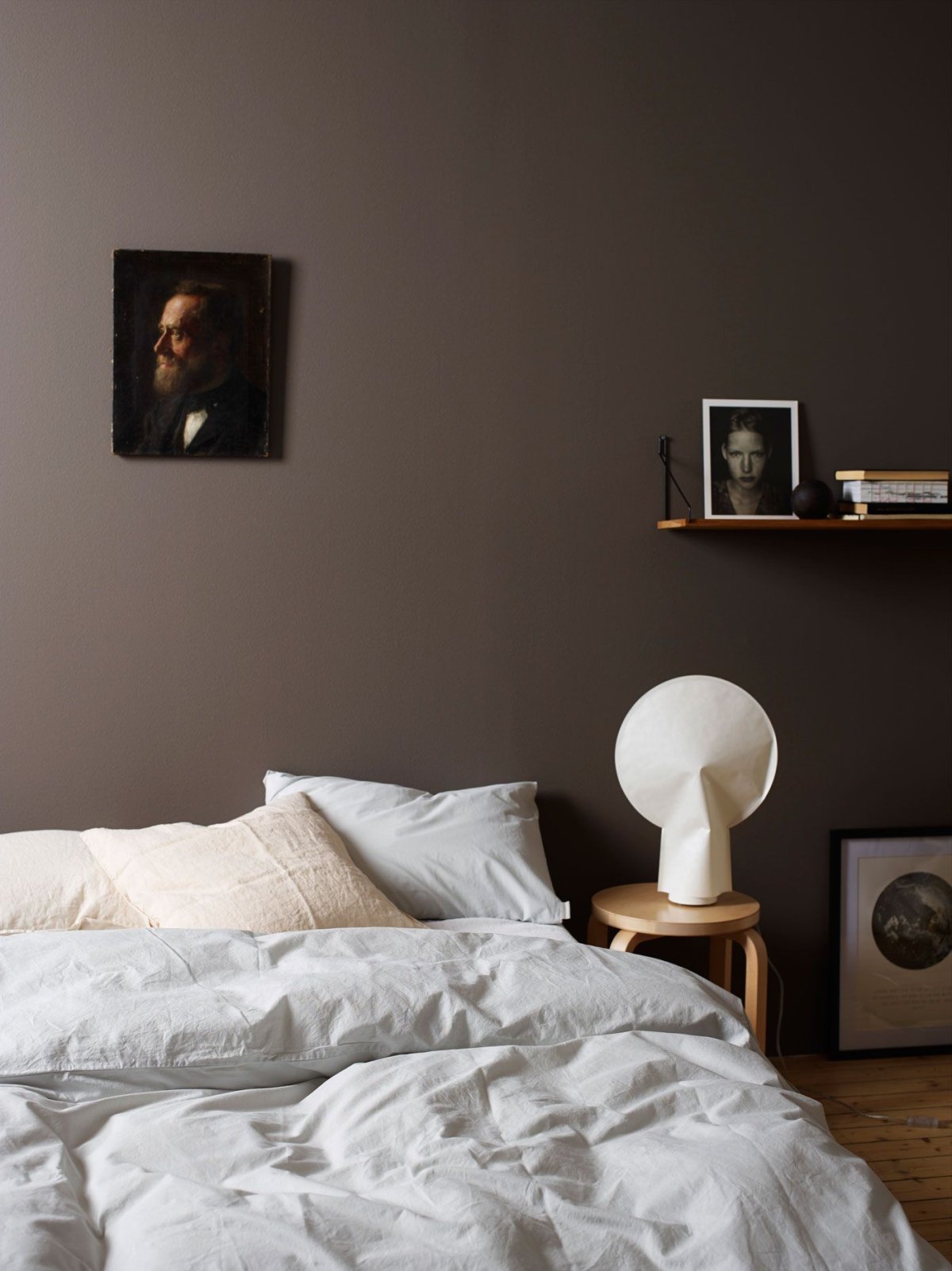 Цвет Dulux 10yy 64/048