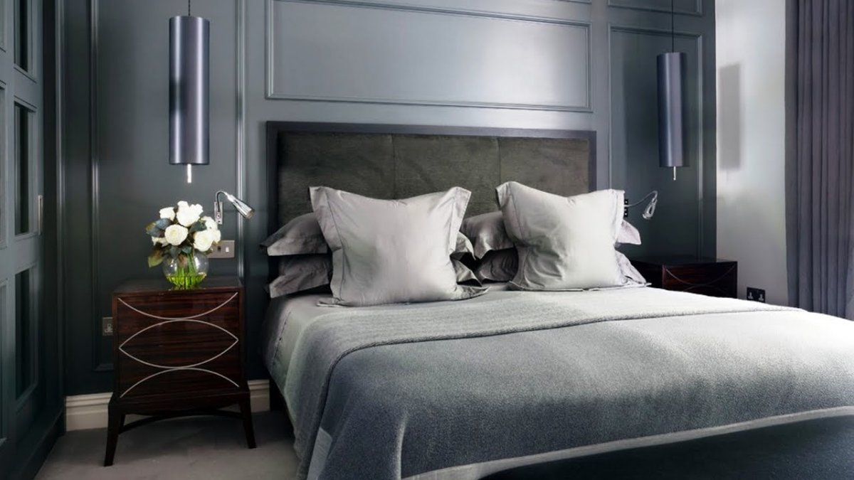 Молдинг настенный в интерьере спальни